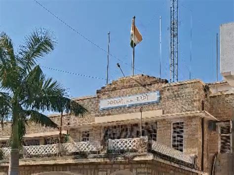 Surendranagar has become the epicenter of corruption in Gujarat!