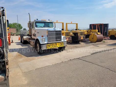 1999 International 9300 | GovDeals