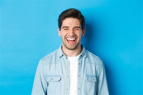 Smiling man Images - Free Download on Freepik