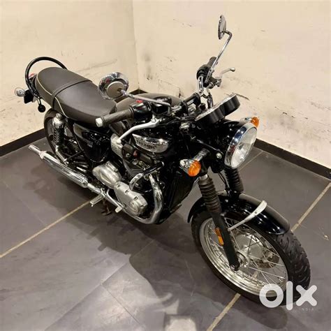 TRIUMPH BONNEVILLE T100 - Motorcycles - 1826448314