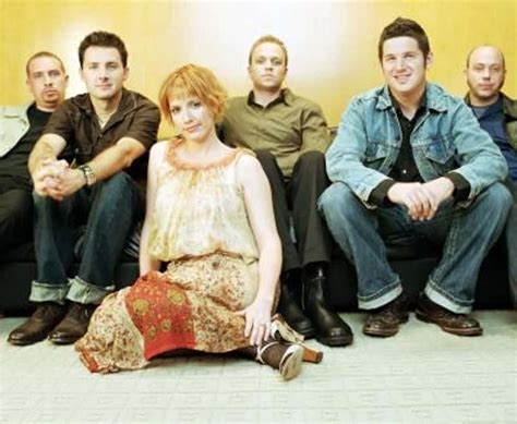 The 25+ Best 90s Bands With Female Singers, Ranked