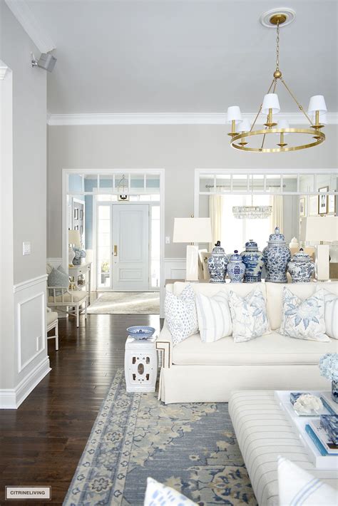 Living room spring decor in blue white – Artofit
