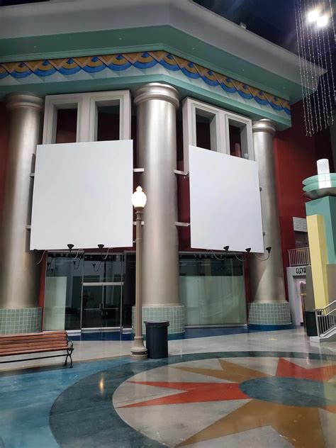 Primm Outlet Mall, Primm NV : r/deadmalls