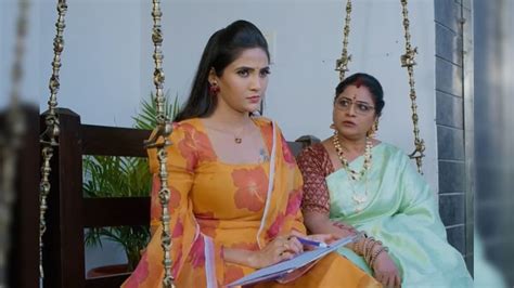 Karthika Deepam Serial Today February 8th Episode: జ్యోత్స్న.. నీకు ...
