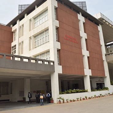 Symbiosis Law School | Noida | Campus