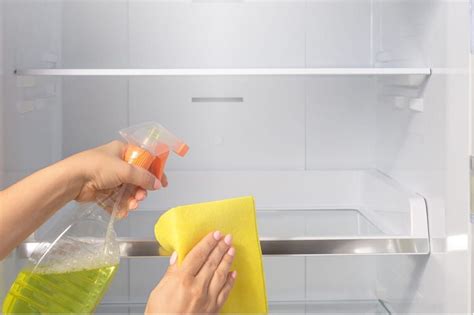 How to clean your fridge the right way | Electrolux India