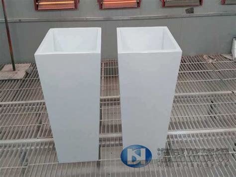 玻璃钢花盆造型定制找大型玻璃钢厂家 - 深圳市海盛玻璃钢有限公司