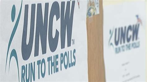 Dozens of UNCW students 'Run to the Polls'