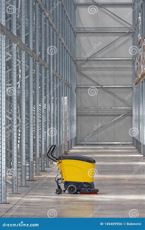 Stylish Warehouse Floor Scrubber To Upgrade