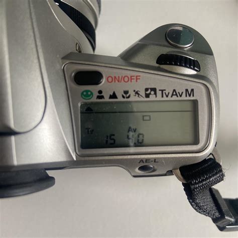 This Pentax MZ-60 film camera is a reliable and... - Depop