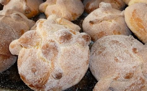 justcooking.in - Food Dictionary - Buns - Pan De Muerto