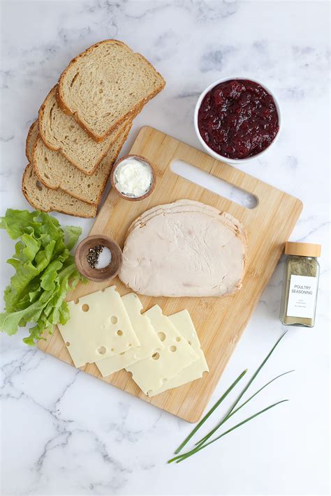 Cranberry Turkey Sandwich - SHK