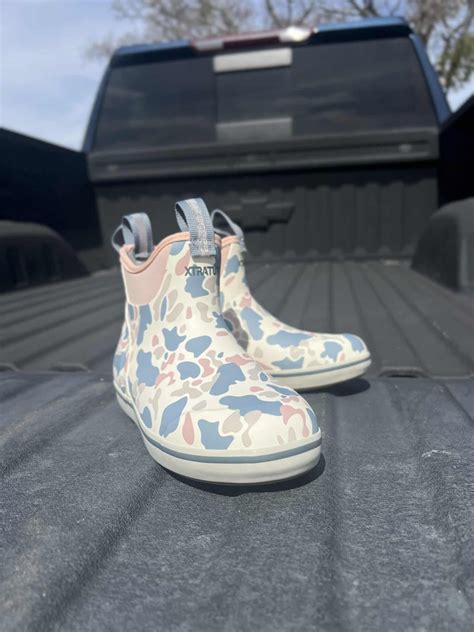 XTRATUF Women's 6" Ankle Deck Boot - Ivory Duck Camo | Western shoes, Camo muck boots, Xtratuf ...