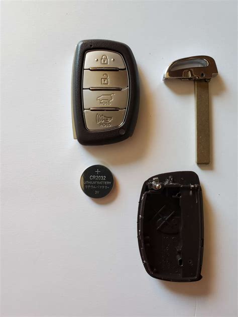 Hyundai Key Fob Battery Replacement - Easy DIY Videos, Costs & More