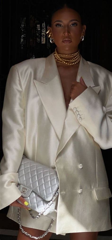 Pin by Jennifer Warfield on Bone Lo^e | Middle age fashion, Elegant ...