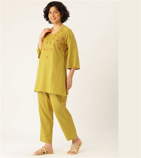 LIYANA GREEN EMBROIDERED CO-ORD SET – Studio Misri