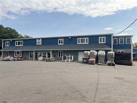 Maki Building Centers