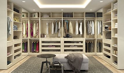 Wardrobe Declutter: 6 Things to Remove Now