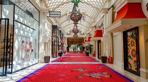 ENCORE AT WYNN LAS VEGAS - Resort Reviews, Photos, Rate Comparison ...