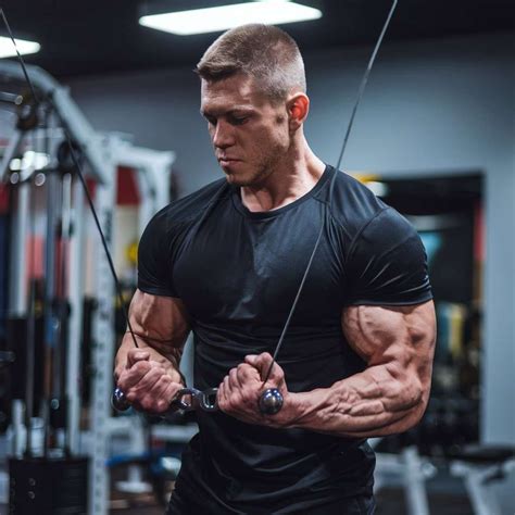 How To Do Cable Bicep Curl Correctly: Easy Guide (2026)