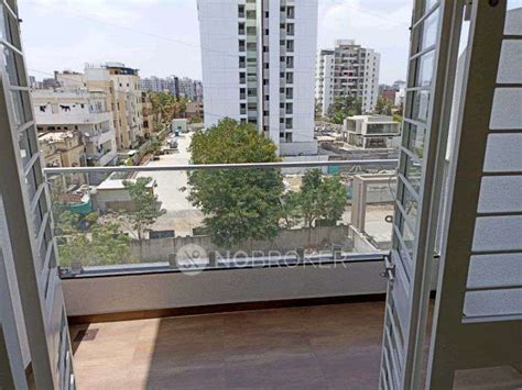 SBM Aviva Hinjewadi Rent - WITHOUT BROKERAGE Semi-furnished 1 BHK ...