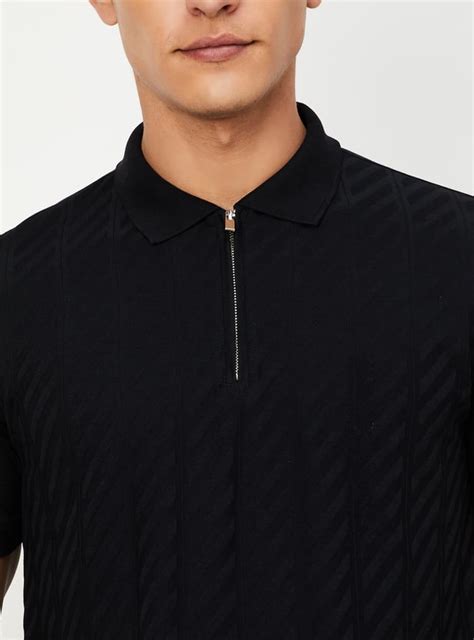 Buy Men Slim Fit Textured Zipper Polo T-shirt Online at just Rs. 799.0 ...