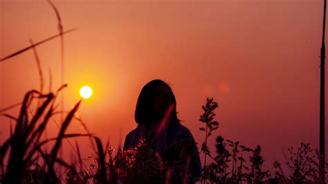 🎵 Still the Same Sorrow – English lyrics for “떠나야 할 그 사람”