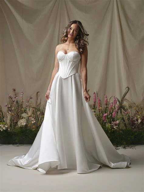 Rebecca Ingram Spring 2026 Bridal Dresses | Brooke & June Bridal