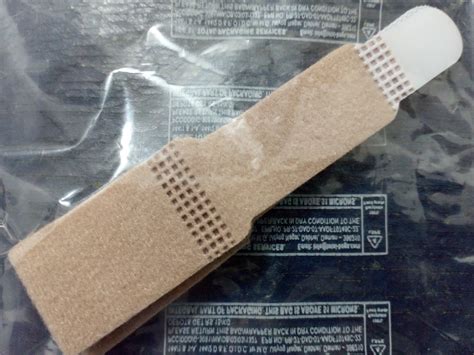 2Pcs Hammer Toe Straightener, Broken Toe Wraps,Toe Cushioned Bandages ...