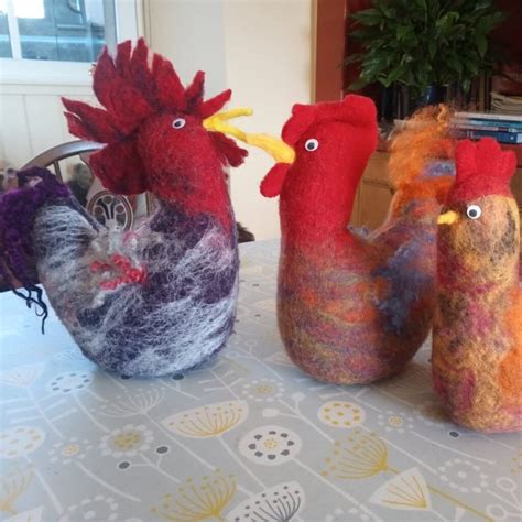 Simple Crafts Using Wool 的图像结果