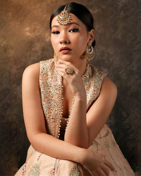 Explore Exquisite 22KT Gold Polki Jadau Jewellery – Tyaani Jewellery LLP