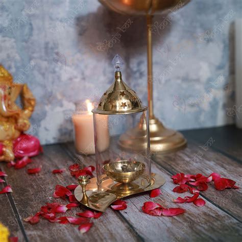 Illuminating Crystal Diya with Stand – PoojaBox