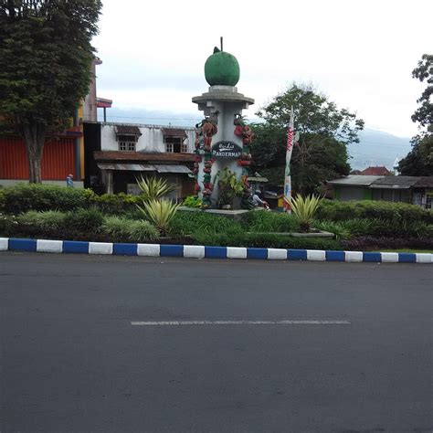 PANDERMAN HILL STONE MONUMENT (2025) All You Need to Know BEFORE You Go ...