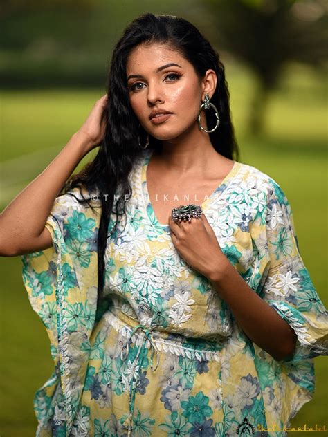 Faraha Mulmul Cotton Kaftan -Yellow|The Chikan Label