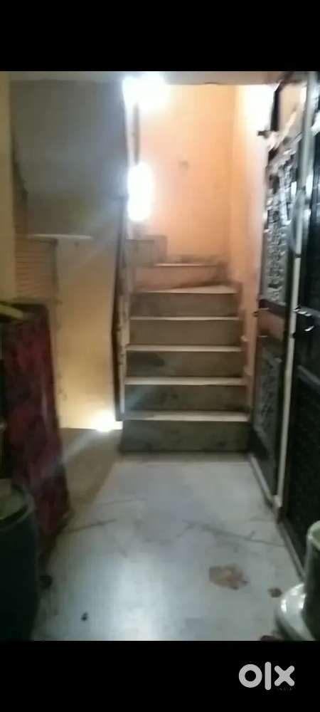 22 gaj me flat on Vijay vihar ph-2 som bazar road - For Sale: Houses ...