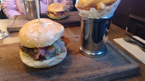 The 'Italian' burger with Mozzarella cheese and Parma ham from Greedy ...