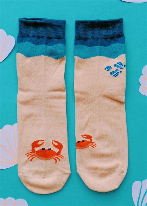 Get Crab Graphic Unisex Socks at ₹ 199 | LBB Shop