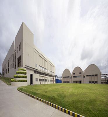 Creative R Solutions