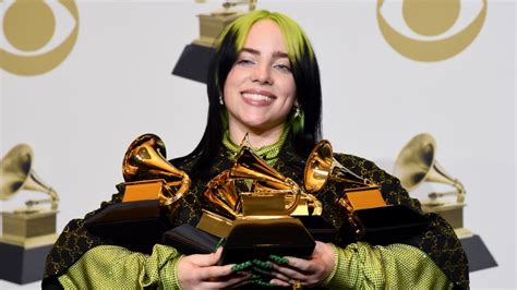 Billie Eilish’s Net Worth Just Doubled Thanks to This Huge Paycheck ...