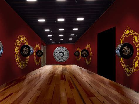 Al reverso de la pista [On the other side of the track] | Meer