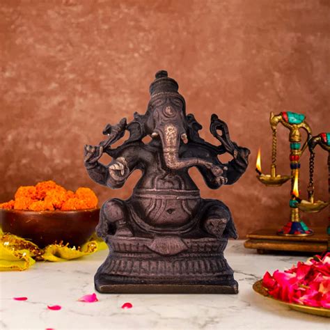 Giri - Ganpati Murti | Copper Ganesh Idol | Pillayar Silai — Giri ...
