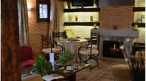 HOTEL EL RINCON DE RASCAFRIA - Hotel Reviews, Photos, Rate Comparison ...