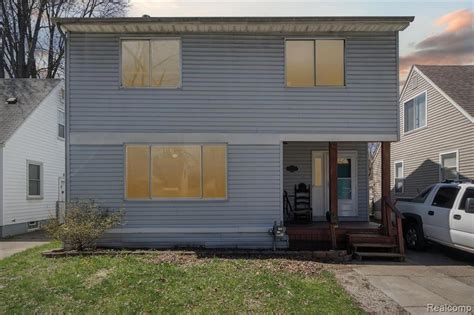 18477 Negaunee, Redford, MI 48240 | Homes.com