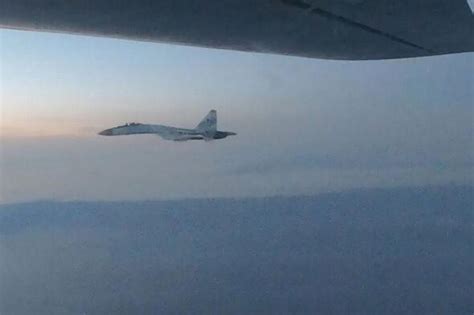 UK tells Kremlin 'we will shoot down your warplanes' as WW3 fears spike ...