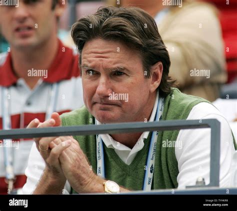 Photo of jimmy connors hi-res stock photography and images - Alamy