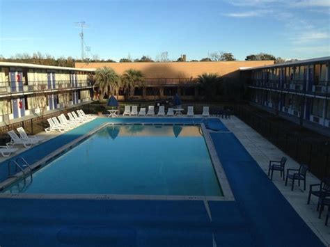 HOTEL LEESVILLE LA HWY 171 - Hotel Reviews & Photos - Tripadvisor
