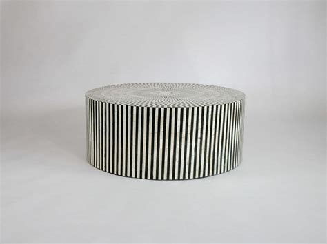 Alessandra Bone Inlay Table – Woodsleaf