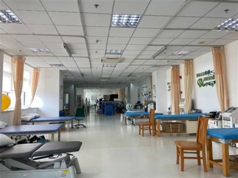 在“家门口”享受优质康复服务，松江社区康复中心让患者省心更放心