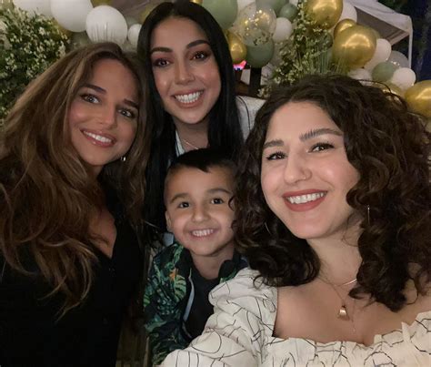 Stephanie Nur: Bio, Age, Height, Weight, Wiki, Family, Husband ...