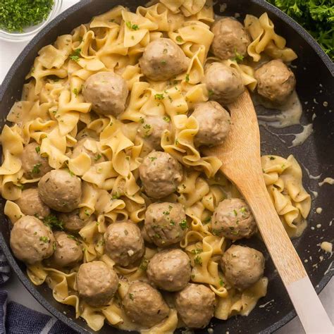 Meatballs And Egg Noodles